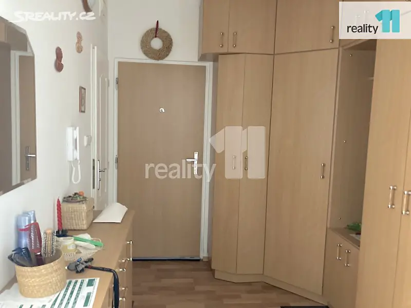 Pronájem bytu 3+1 85 m², Fibichova, Karlovy Vary - Stará Role