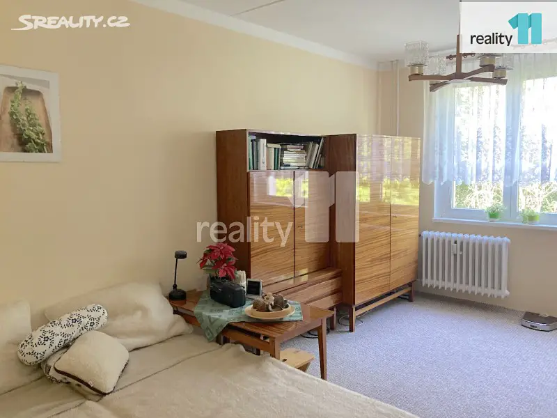 Pronájem bytu 3+1 85 m², Fibichova, Karlovy Vary - Stará Role