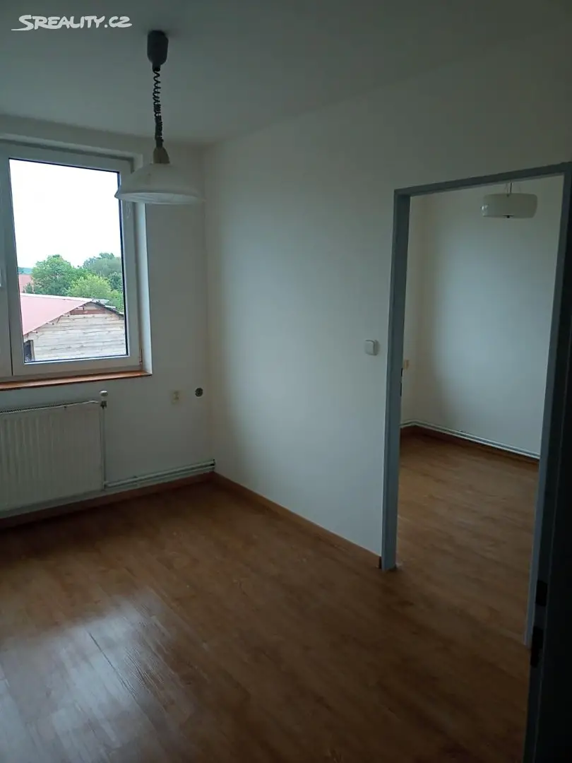 Pronájem bytu 4+1 80 m², Plaňany - Poboří, okres Kolín