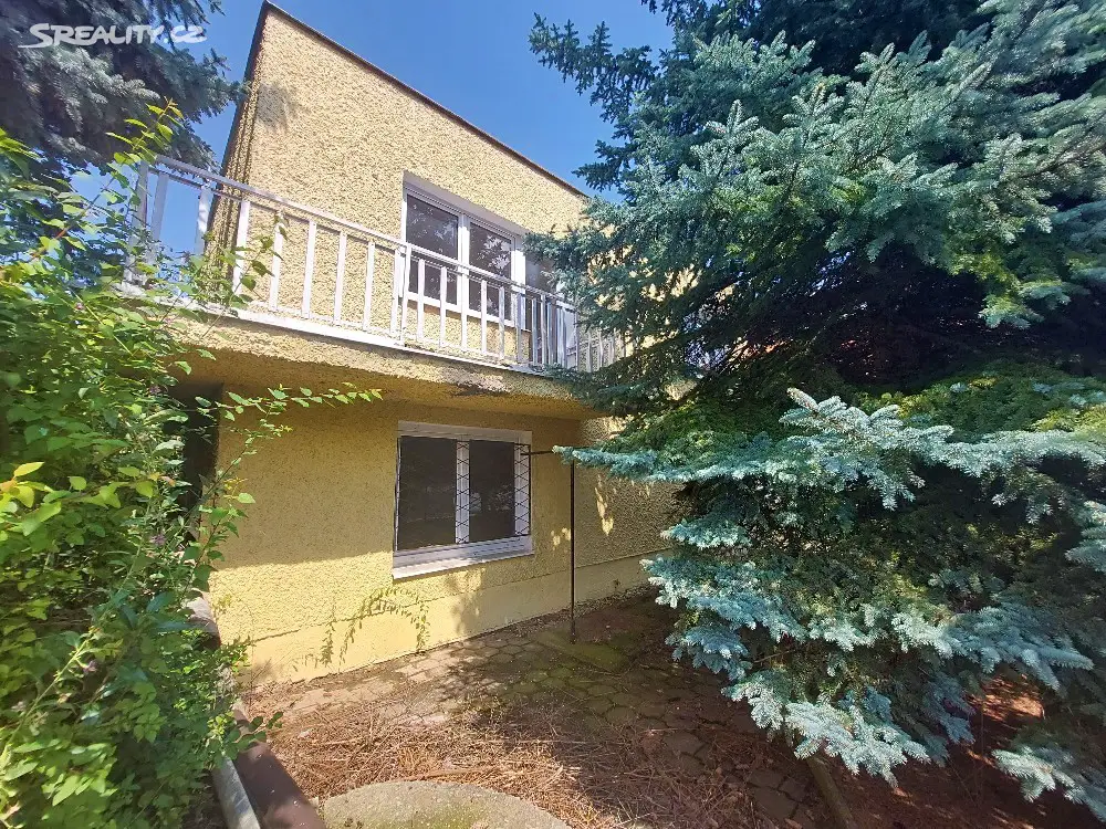 Prodej  rodinného domu 288 m², pozemek 794 m², Třebešovská, Praha 9 - Horní Počernice
