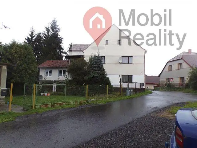 Prodej  rodinného domu 250 m², pozemek 1 390 m², Strašín, okres Klatovy