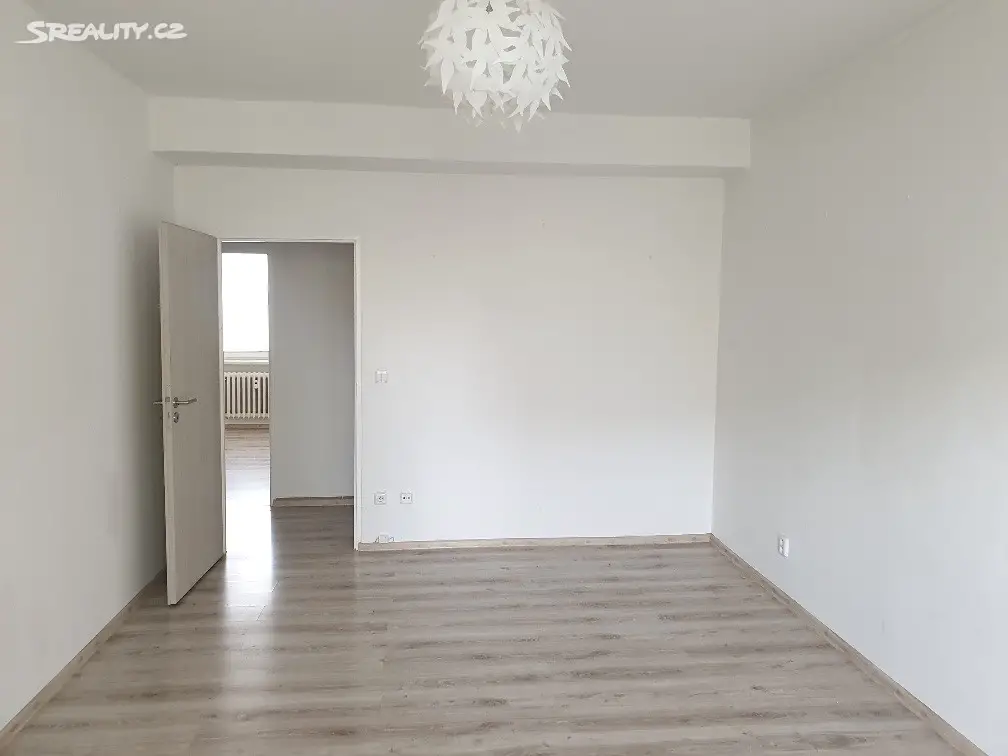 Prodej bytu 3+1 70 m², Čs. armády, Bruntál