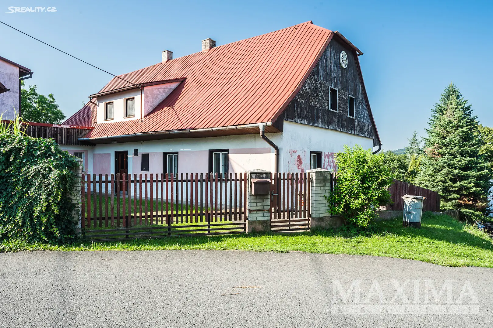 Prodej  rodinného domu 250 m², pozemek 299 m², Horní Benešov, okres Bruntál