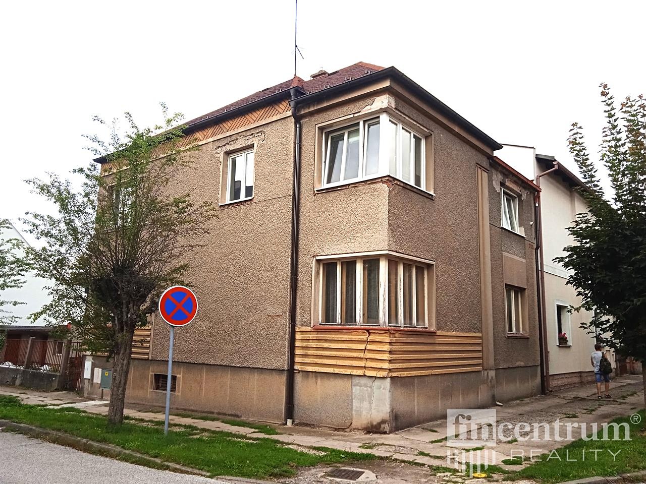 Prodej  rodinného domu 260 m², pozemek 307 m², Hronov, okres Náchod