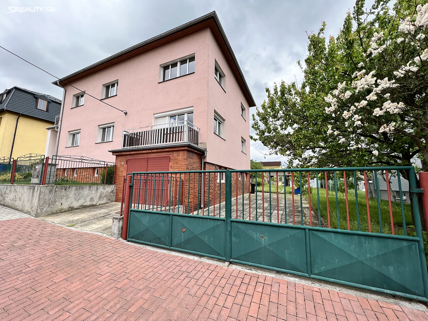 Prodej  rodinného domu 221 m², pozemek 1 030 m², Žižkova, Karlovy Vary - Stará Role