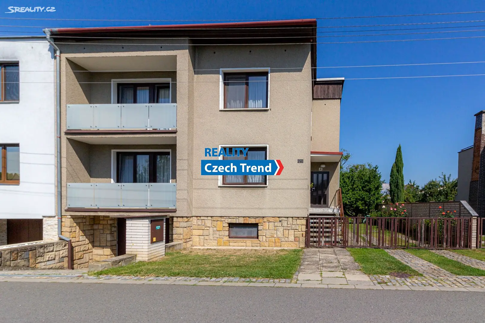 Prodej  rodinného domu 244 m², pozemek 340 m², Hrachoviska, Olomouc - Chomoutov