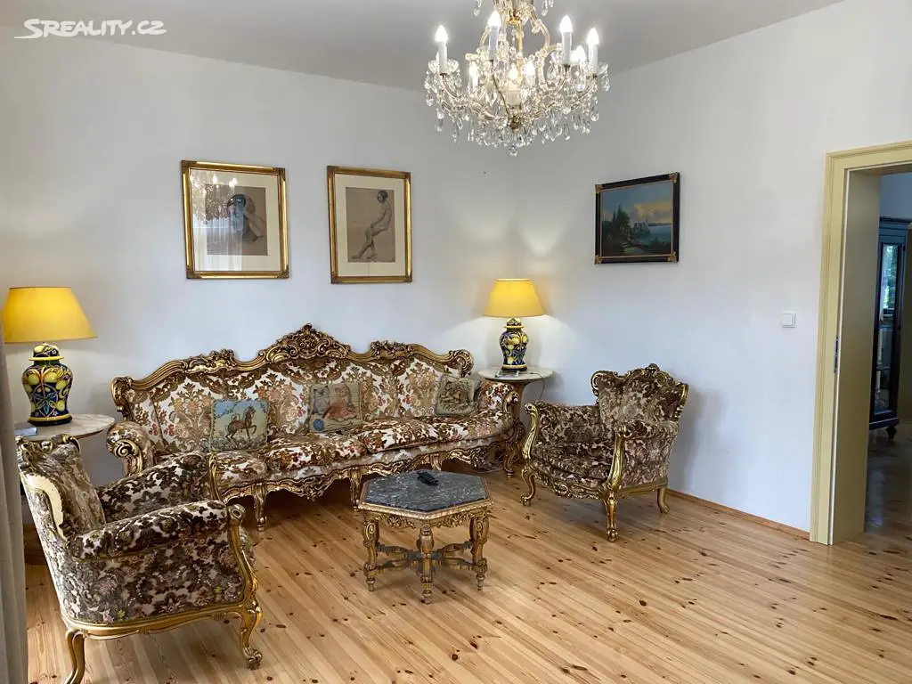Prodej  vily 450 m², pozemek 1 034 m², Kyselka - Radošov, okres Karlovy Vary
