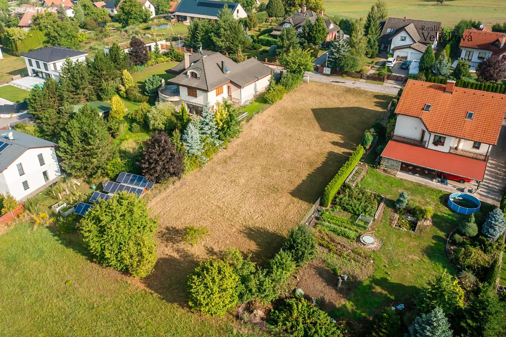 Prodej  stavebního pozemku 1 141 m², Býšť, okres Pardubice