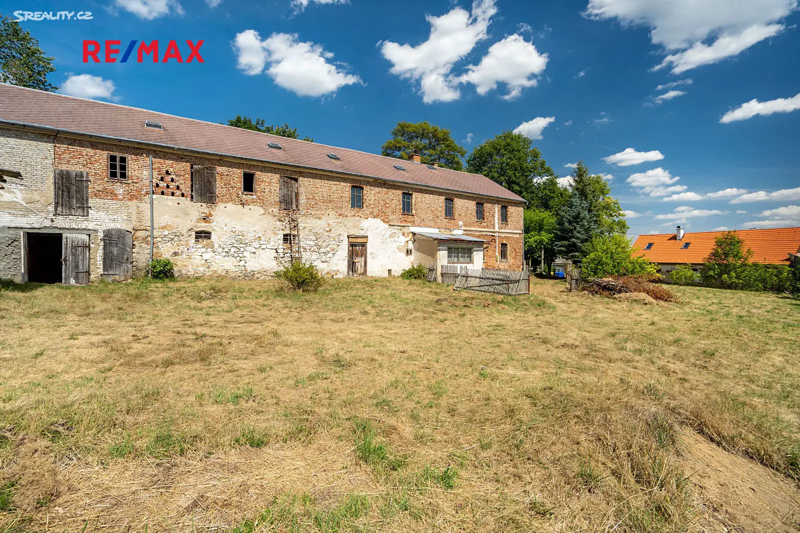 Prodej  stavebního pozemku 734 812 m², Otročín, okres Karlovy Vary