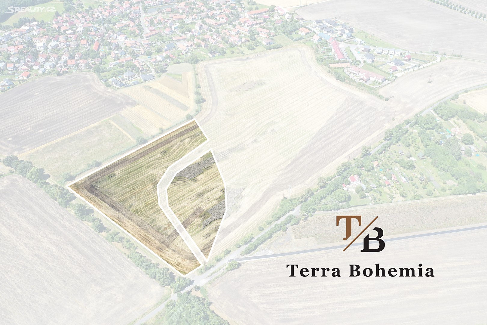 Prodej  stavebního pozemku 6 644 m², Sendražice, okres Hradec Králové