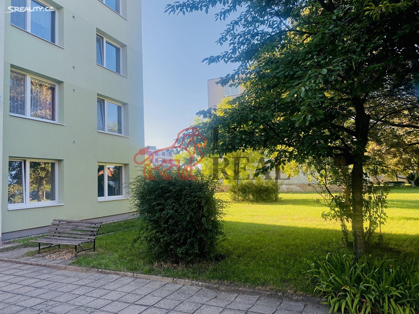 Pronájem bytu 1+kk 38 m², Gagarinova, Břeclav - Poštorná
