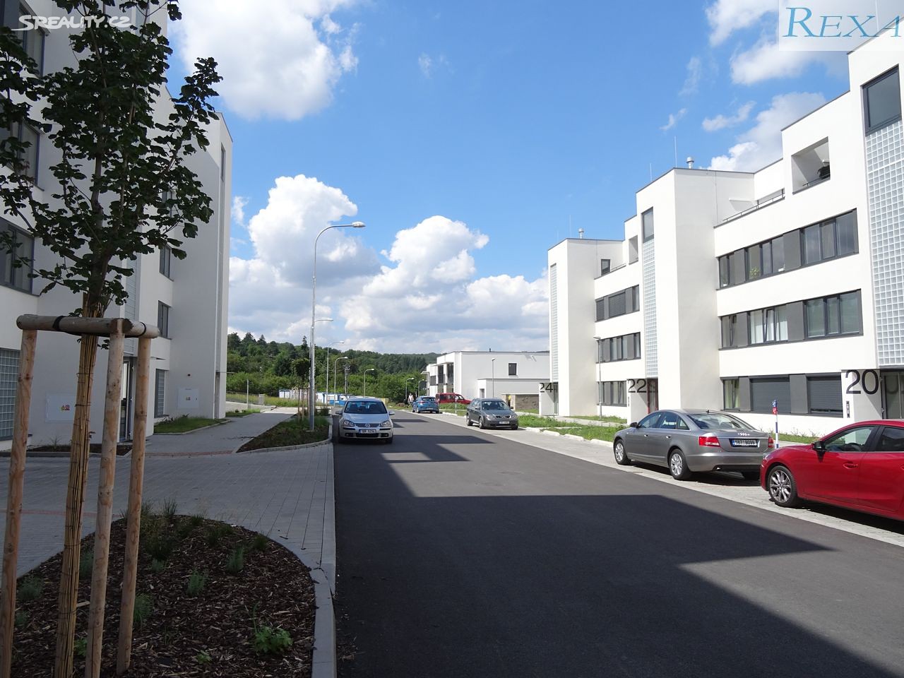 Pronájem bytu 1+kk 30 m², Nad Přehradou, Brno - Bystrc