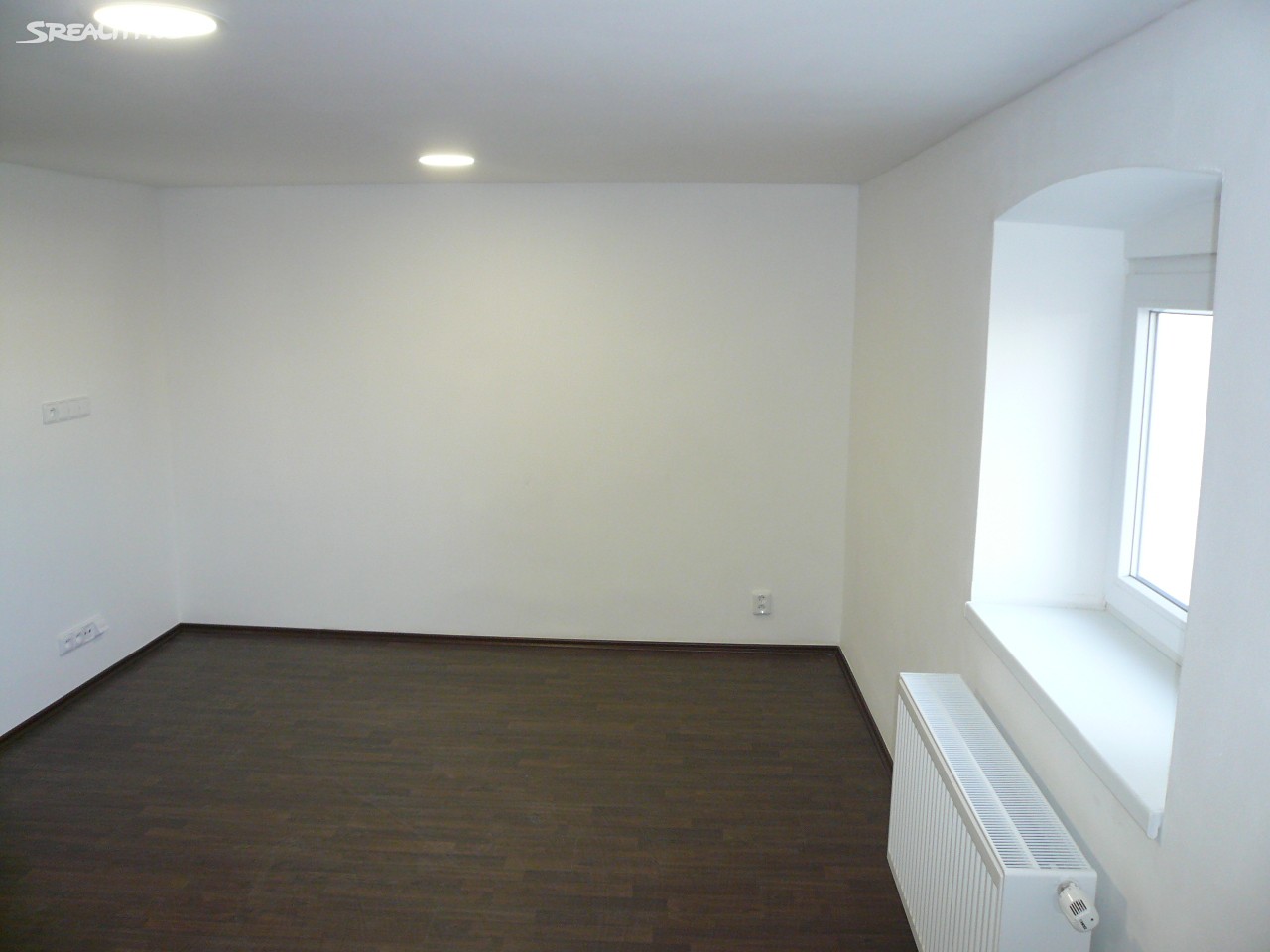 Pronájem bytu 1+kk 40 m², nám. Soukenné, Liberec - Liberec II-Nové Město