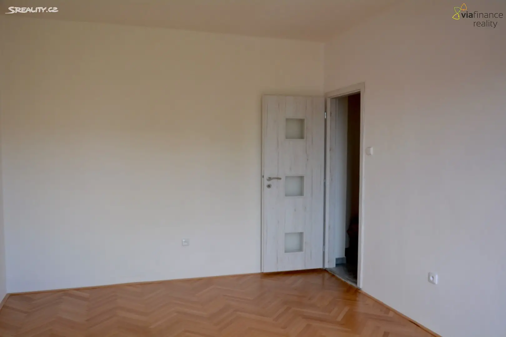 Pronájem bytu 2+kk 55 m², Benešovo náměstí, Pardubice - Zelené Předměstí