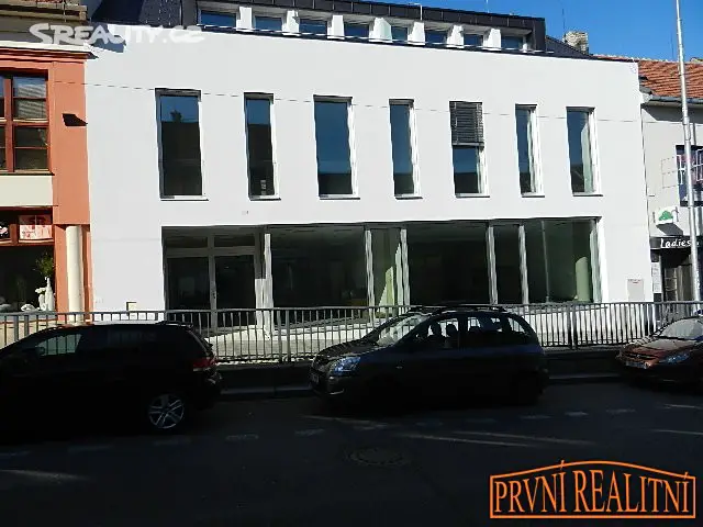 Pronájem bytu 2+kk 65 m² (Podkrovní), Moravská, Uherský Brod