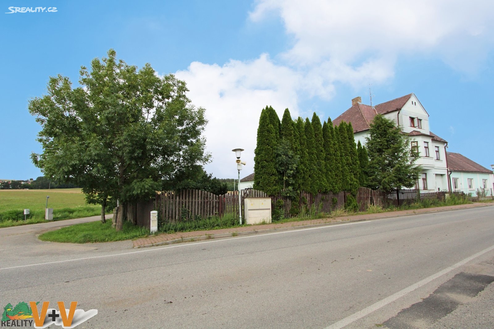 Prodej  rodinného domu 400 m², pozemek 883 m², Luční, Hrdějovice