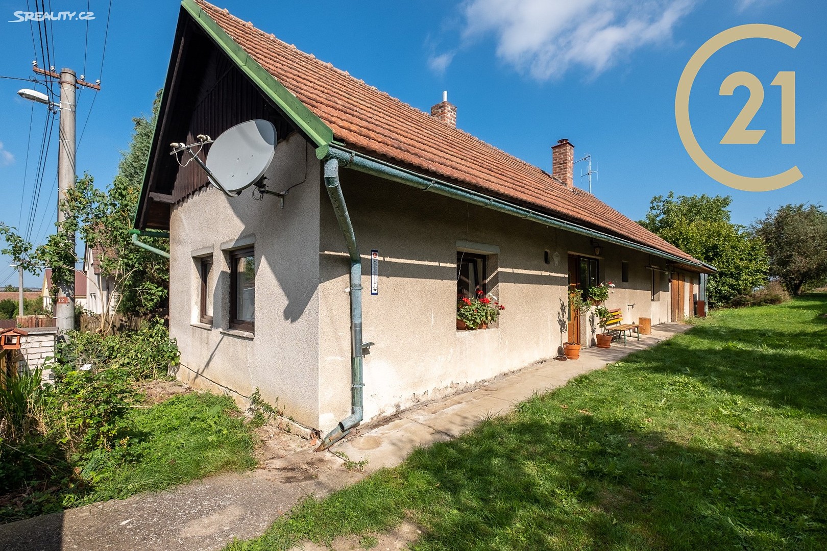 Prodej  rodinného domu 60 m², pozemek 1 587 m², Prasek, okres Hradec Králové