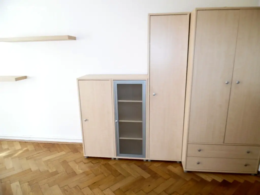 Pronájem bytu 1+1 30 m², Milady Horákové, Praha 7 - Holešovice