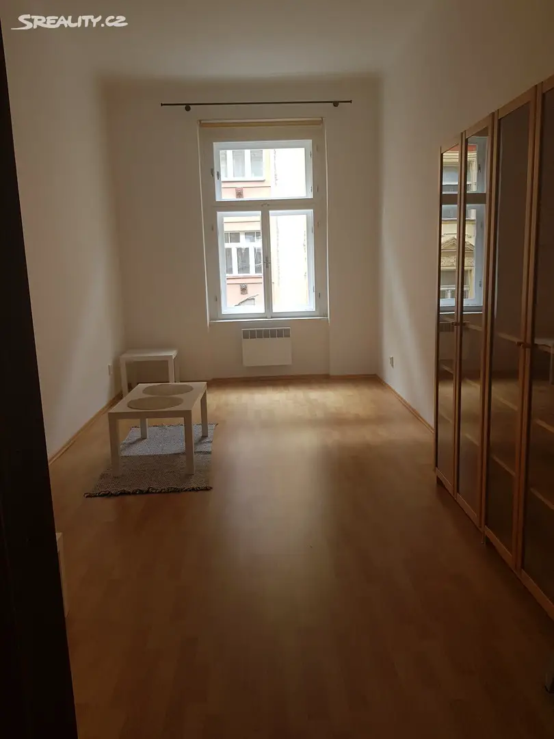 Pronájem bytu 1+1 40 m², Bořivojova, Praha - Praha 3