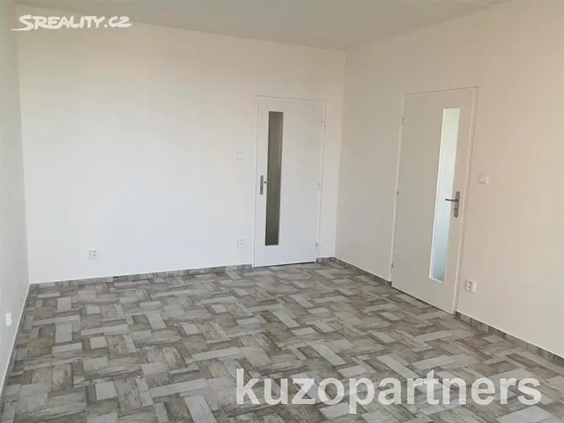 Pronájem bytu 2+1 60 m², Bezručova, Chomutov