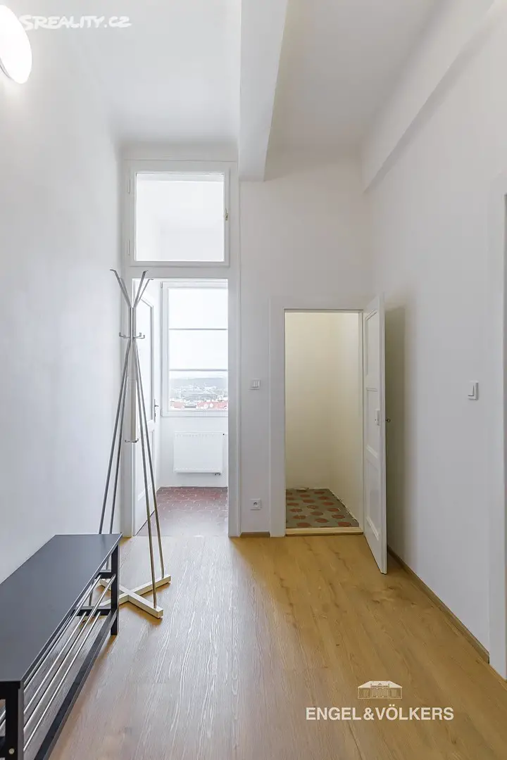 Pronájem bytu 2+1 84 m², Kubelíkova, Praha 3 - Žižkov