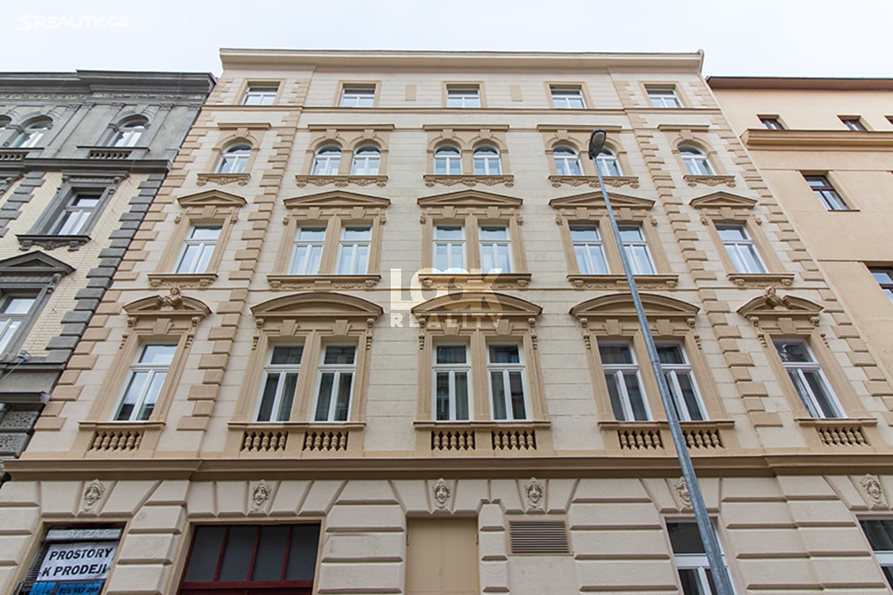 Pronájem bytu 2+kk 68 m², Mojmírova, Praha 4 - Nusle