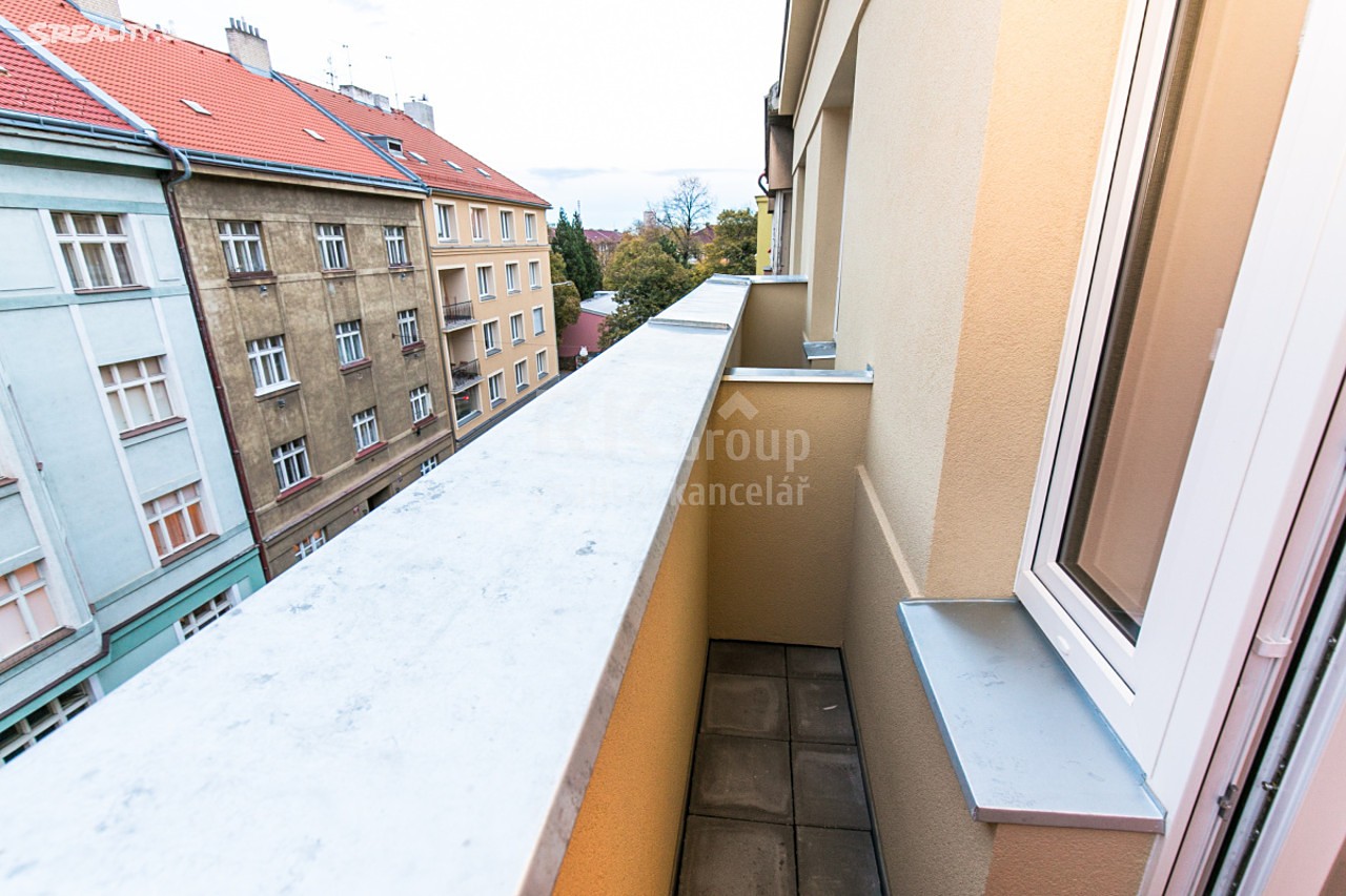 Pronájem bytu 2+kk 54 m², Nad Primaskou, Praha 10 - Strašnice