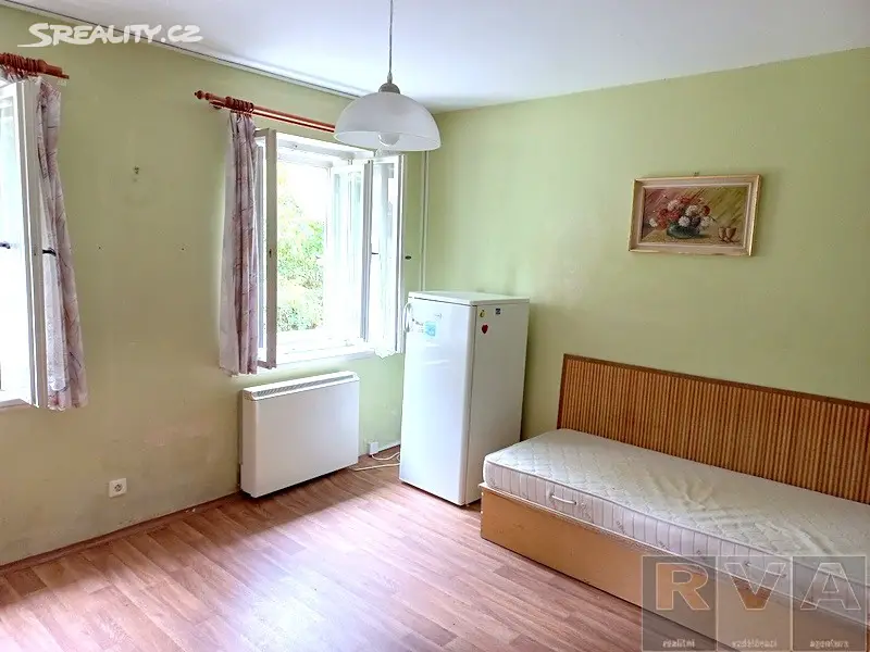 Prodej bytu 1+1 44 m², Holýšov, okres Plzeň-jih