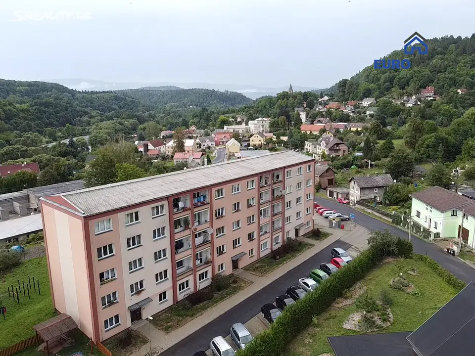 Prodej bytu 3+1 71 m², Velichov, okres Karlovy Vary