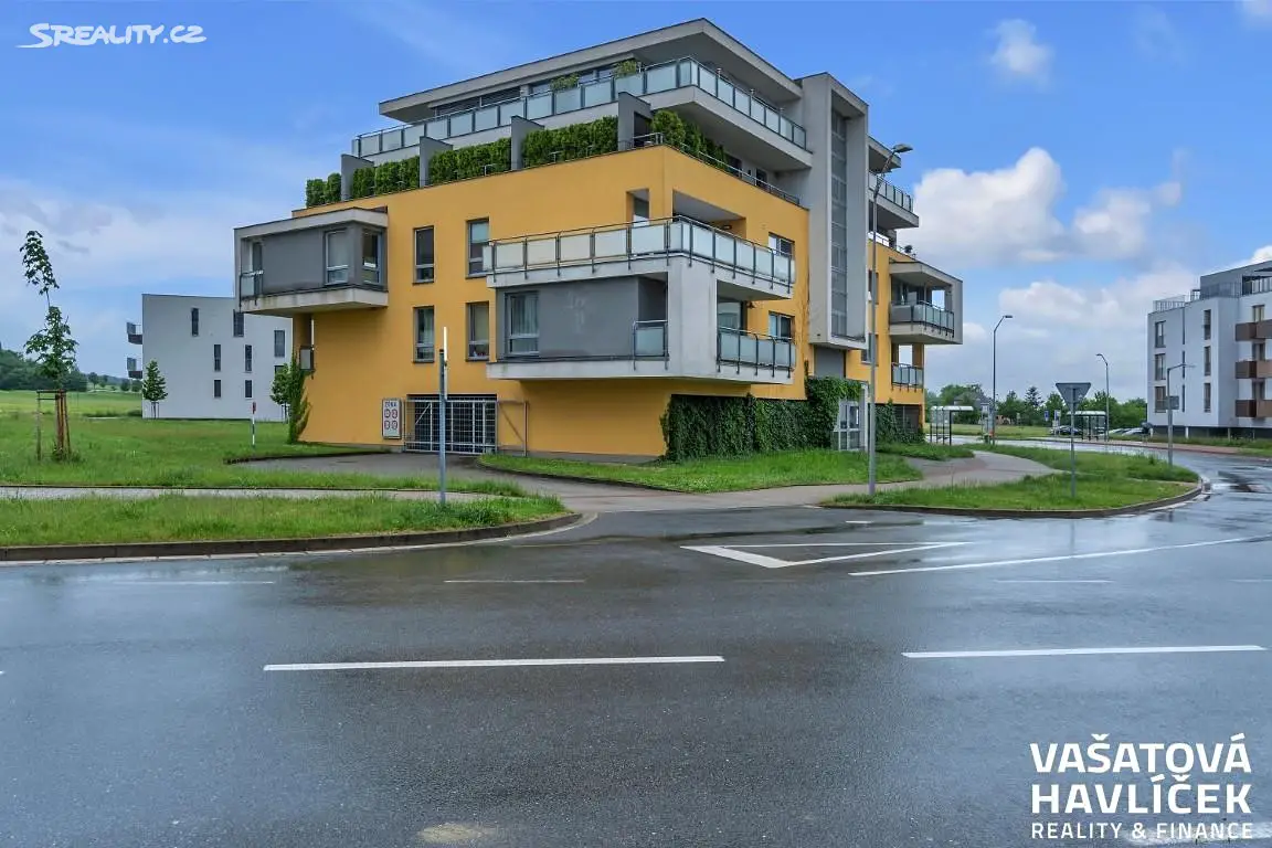 Prodej bytu 3+kk 98 m², Svatojánská, Hradec Králové - Třebeš