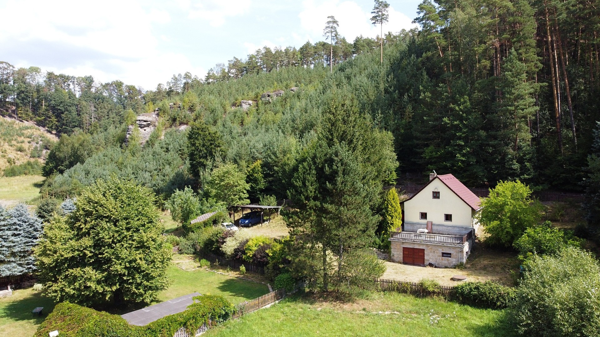 Prodej  chalupy 80 m², pozemek 1 439 m², Blatce - Houska, okres Česká Lípa