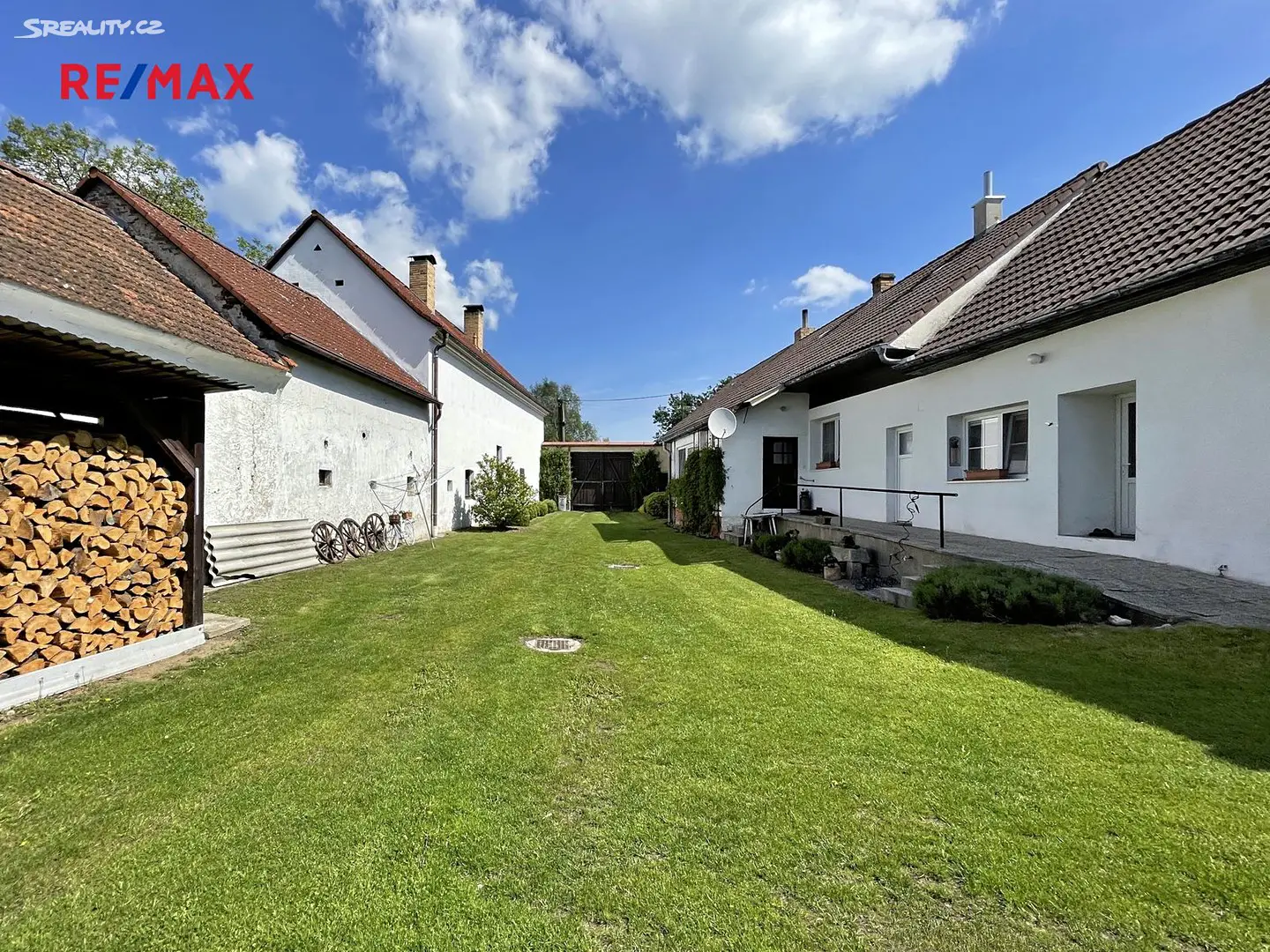Prodej  rodinného domu 220 m², pozemek 667 m², Hatín - Stajka, okres Jindřichův Hradec