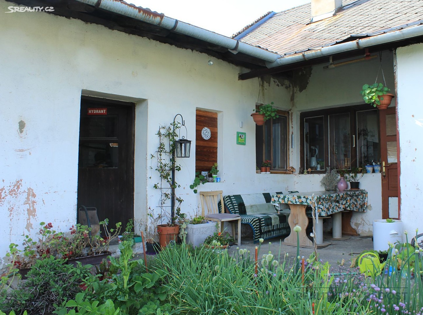 Prodej  rodinného domu 275 m², pozemek 2 452 m², Litenčice, okres Kroměříž