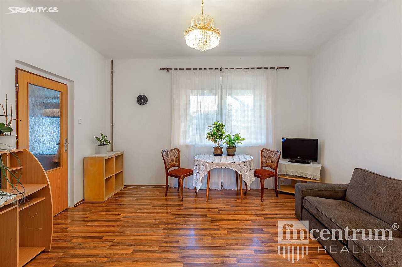 Prodej  rodinného domu 195 m², pozemek 561 m², Čemínská, Město Touškov