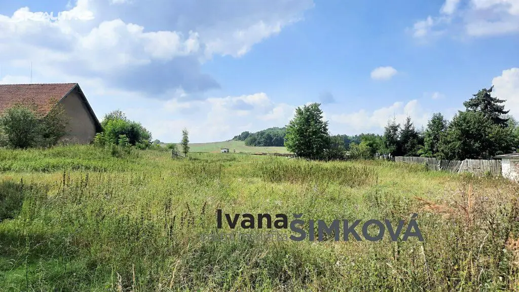 Prodej  stavebního pozemku 1 607 m², Dolní Hbity - Jelence, okres Příbram