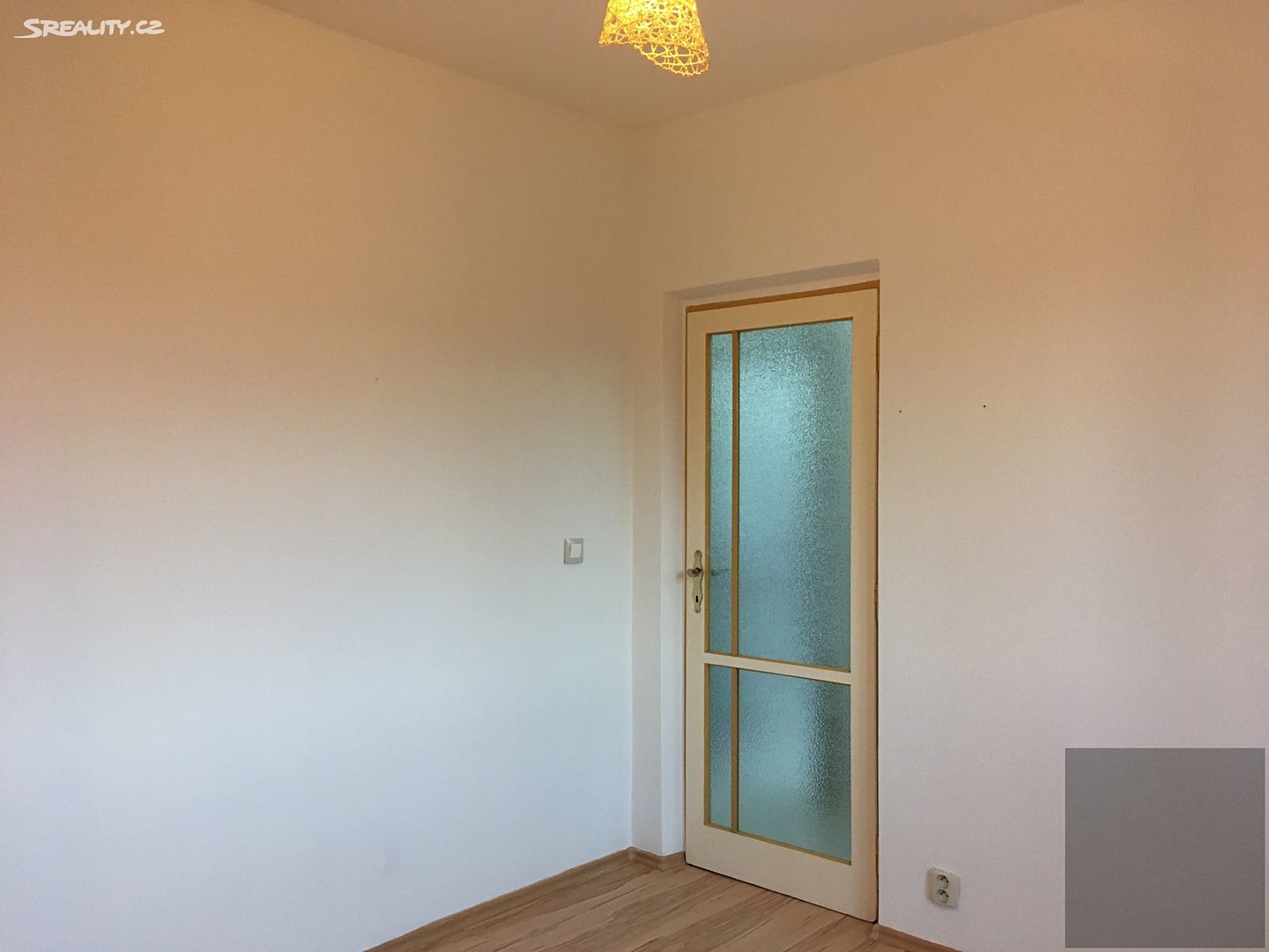 Pronájem bytu 2+1 51 m², Krymská, Karlovy Vary