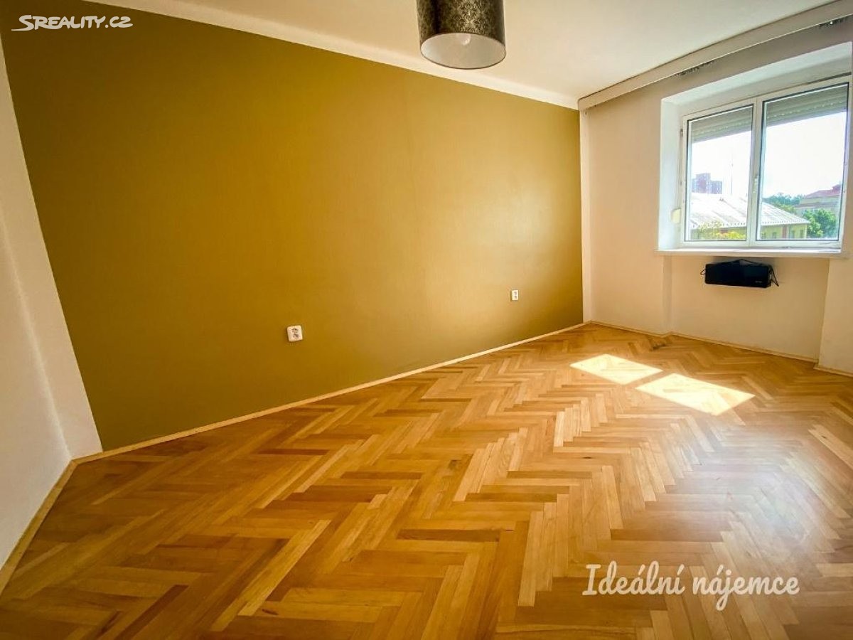 Pronájem bytu 2+1 48 m², Pjanovova, Ostrava - Zábřeh