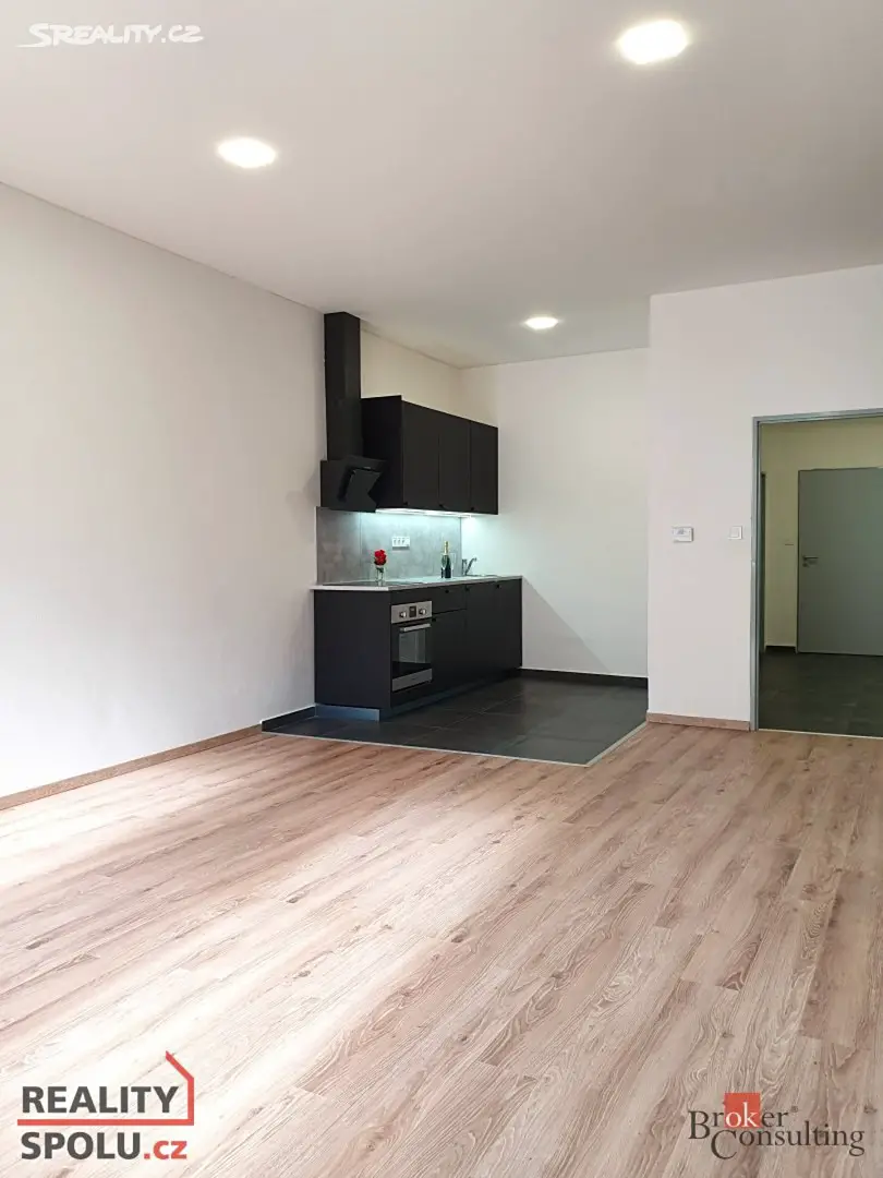 Pronájem bytu 2+kk 59 m², Mírové náměstí, Hlučín