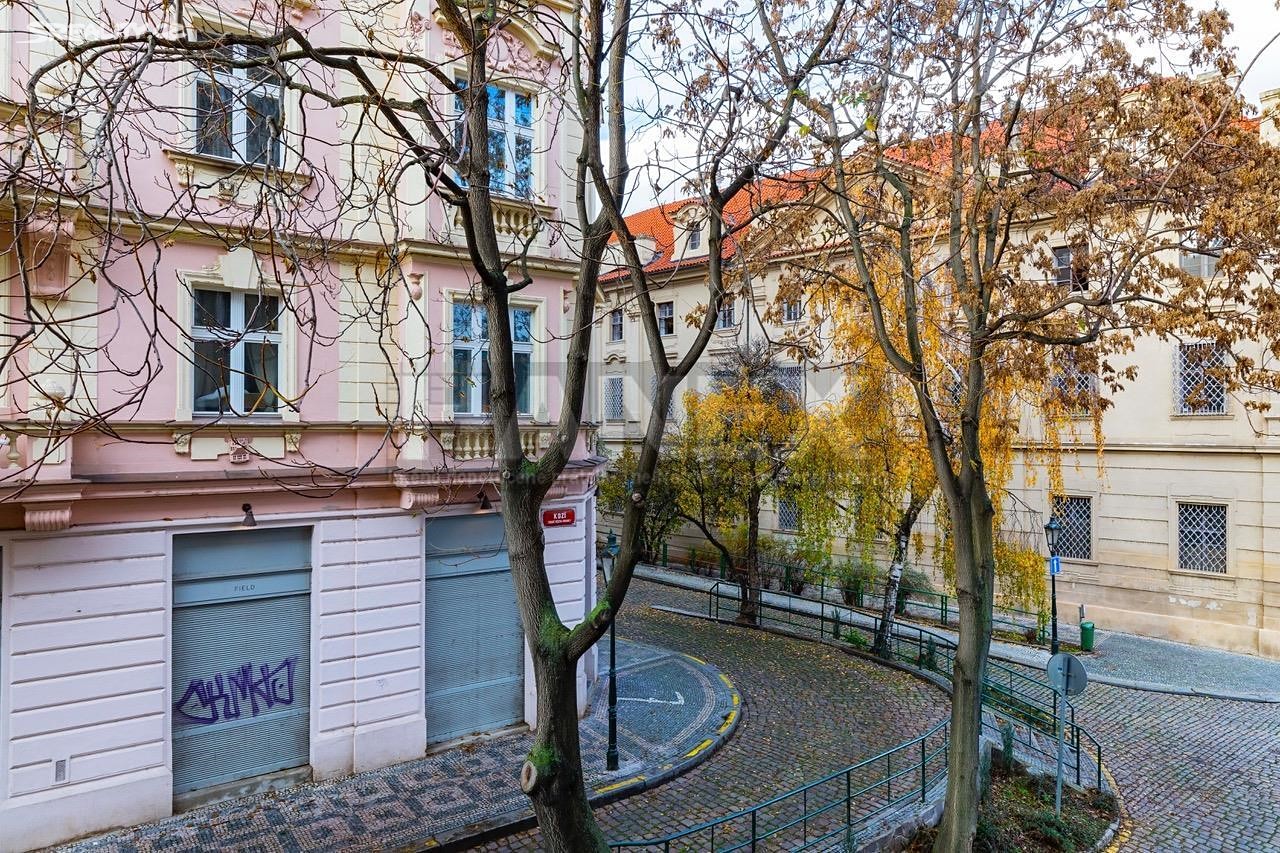 Pronájem bytu 2+kk 42 m², U milosrdných, Praha 1 - Staré Město