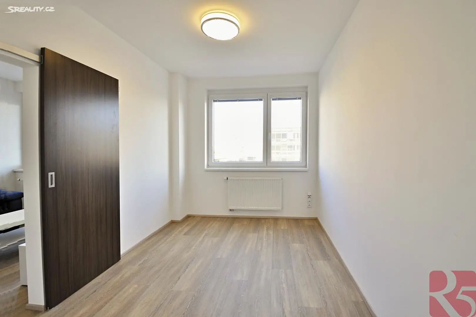 Pronájem bytu 2+kk 56 m², Zakšínská, Praha 9 - Střížkov