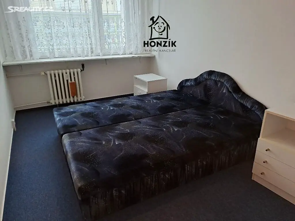 Pronájem bytu 3+1 77 m², Vondroušova, Praha 6 - Řepy