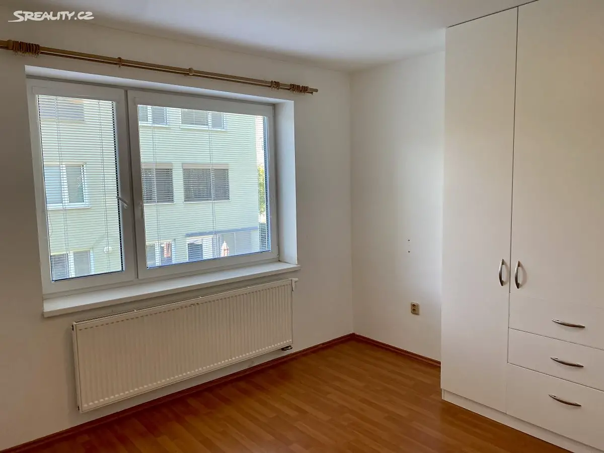 Pronájem bytu 3+kk 73 m², Chudčická, Brno - Bystrc