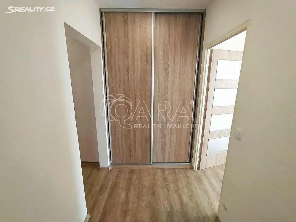 Pronájem bytu 3+kk 72 m², Bartoňova, Pardubice - Studánka