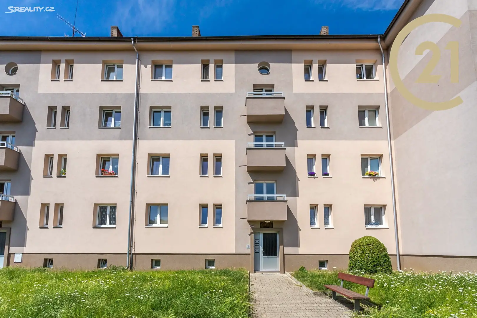 Prodej bytu 2+1 53 m², Unhošťská, Kladno - Kročehlavy