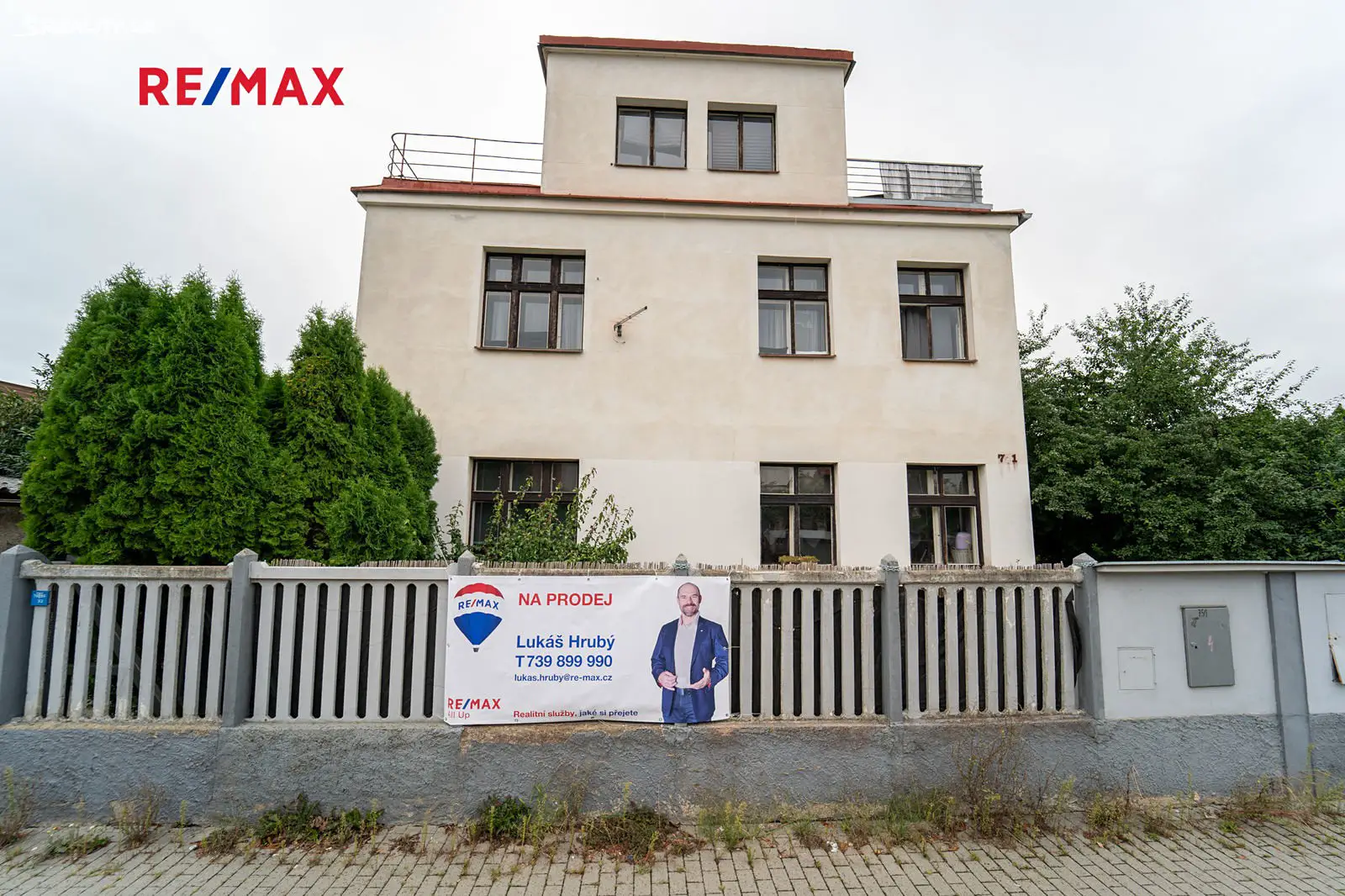 Prodej  rodinného domu 243 m², pozemek 761 m², Dobřichovická, Černošice