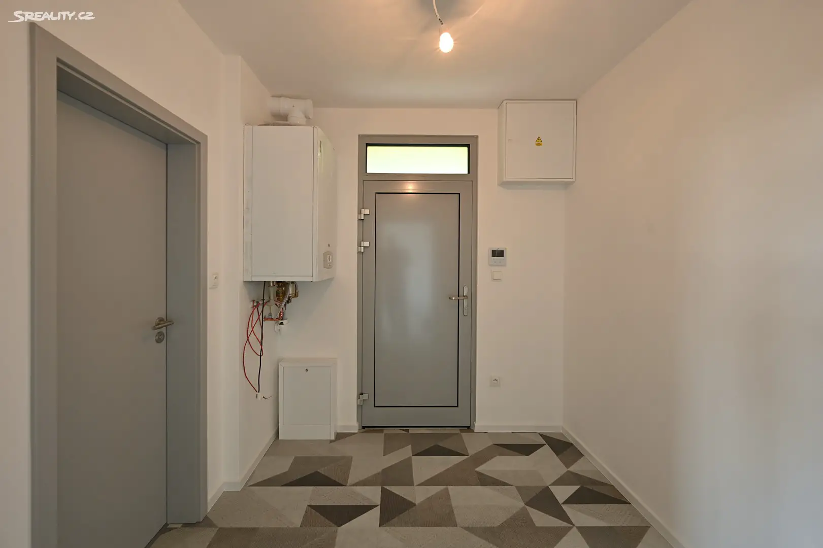 Pronájem bytu 1+kk 35 m², Holzova, Brno