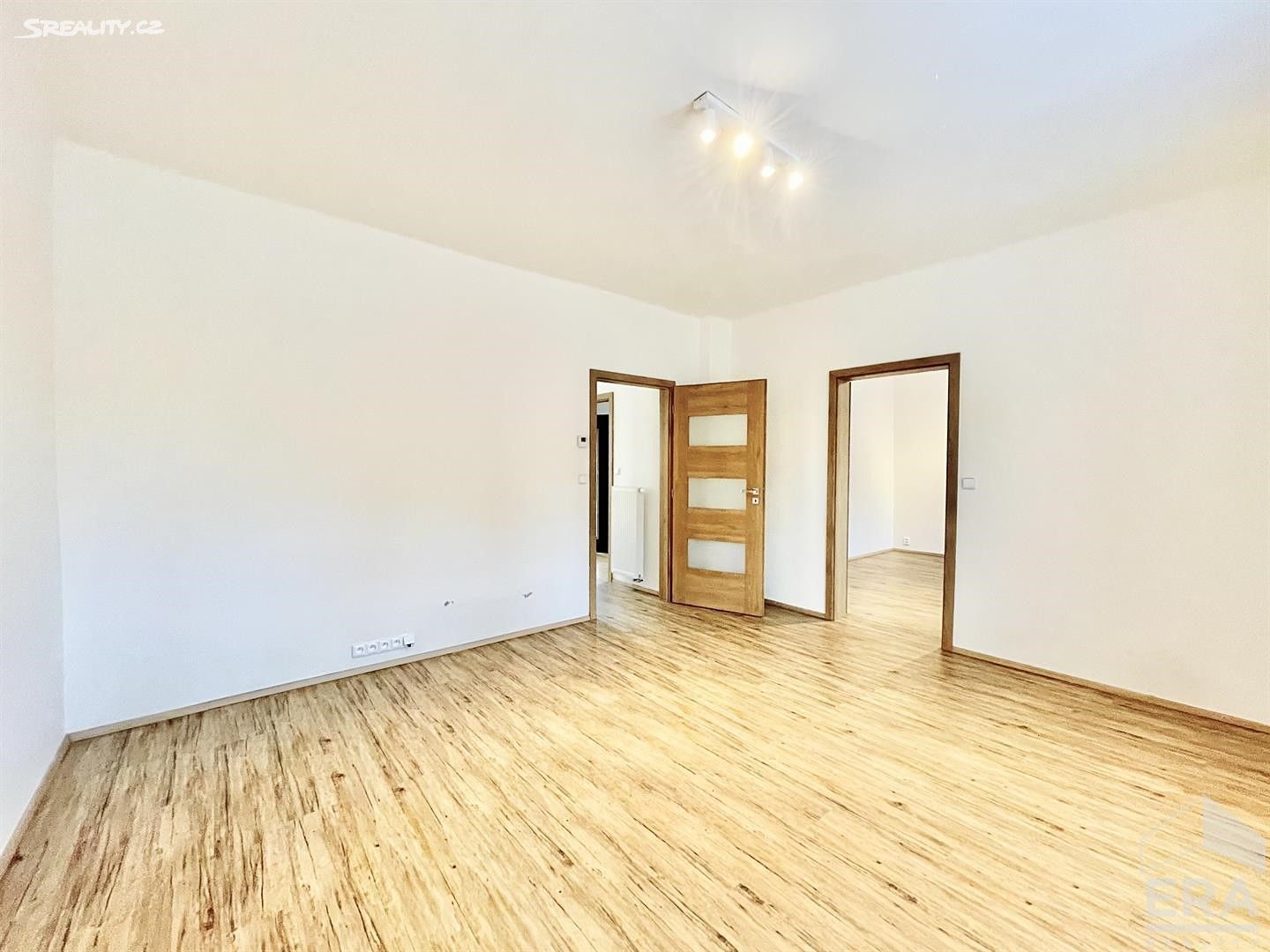Pronájem bytu 2+1 55 m², Žacléřská, Praha 9 - Kbely