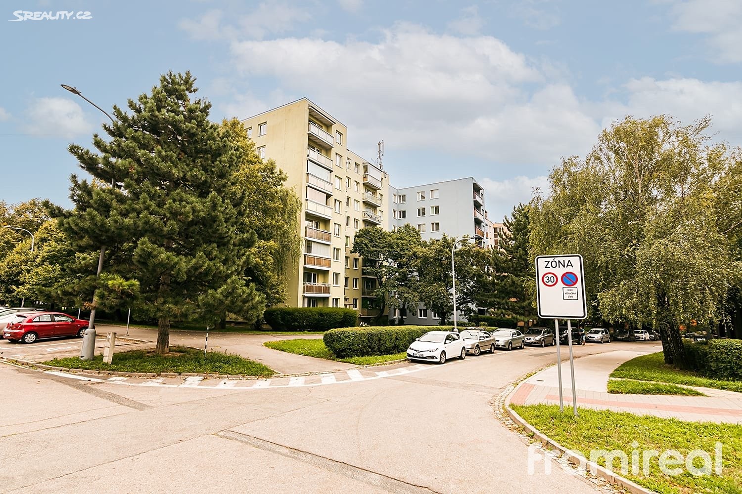 Pronájem bytu 3+1 75 m², Uzbecká, Brno - Bohunice