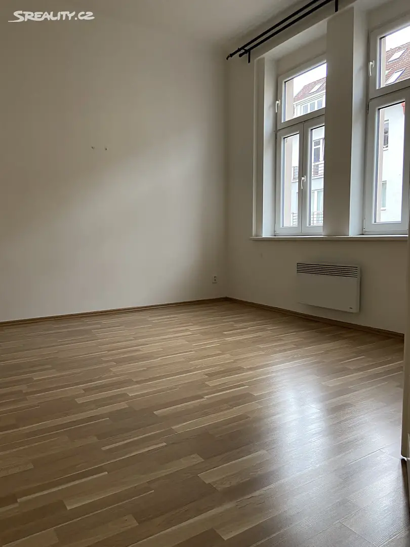 Pronájem bytu 3+kk 70 m², Malá Plynární, Praha - Holešovice