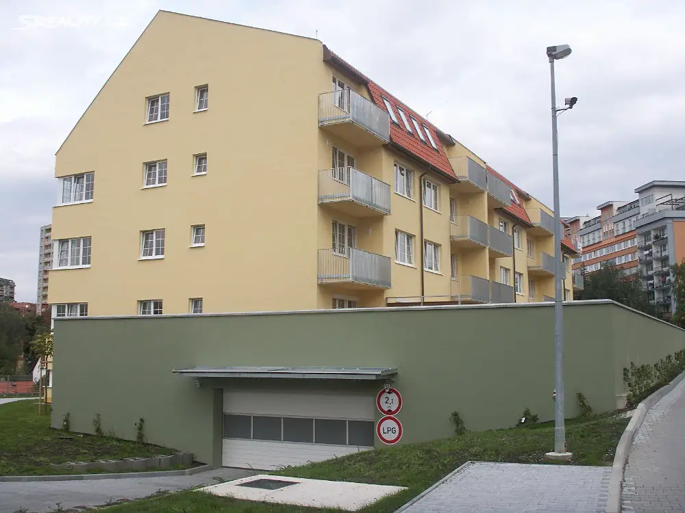Pronájem bytu 3+kk 100 m², Jitravská, Praha - Střížkov